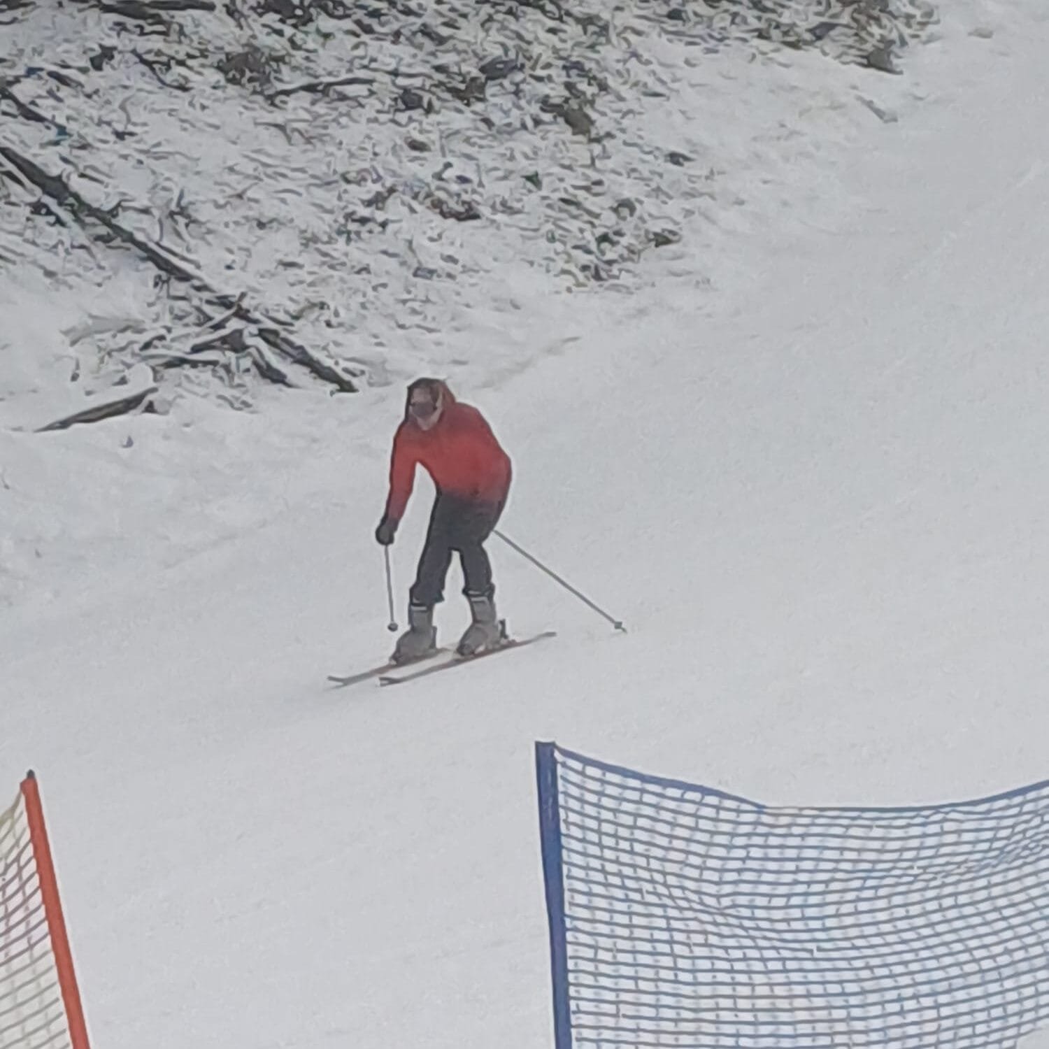 Gert aan het skieën