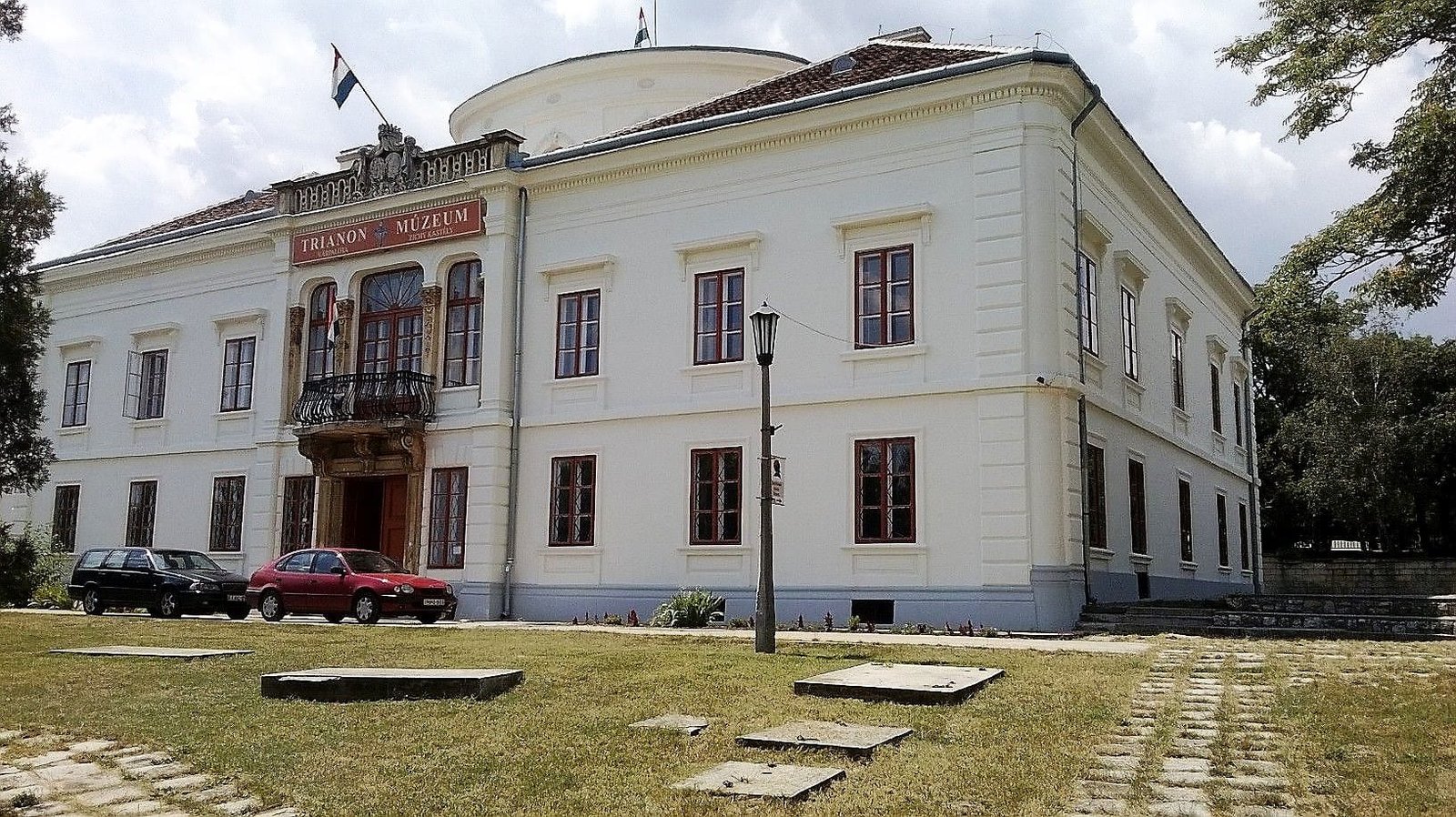 Trianon-museum Várpalota